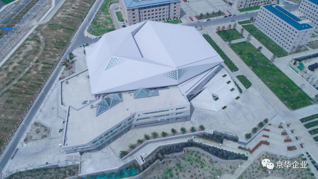 京华企业恒新系列彩涂板工程案例-----新疆医科大学新校区图书馆